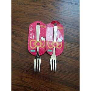NWT Hello Kitty Stainless Steel Chic Feminine Made in Japan Dessert Fork Set 5in